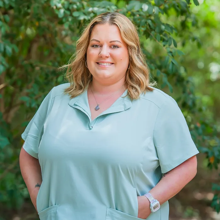 Lindsay Simms, Front Office Manager